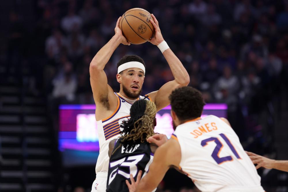 巴黎方面在 巴黎方面在